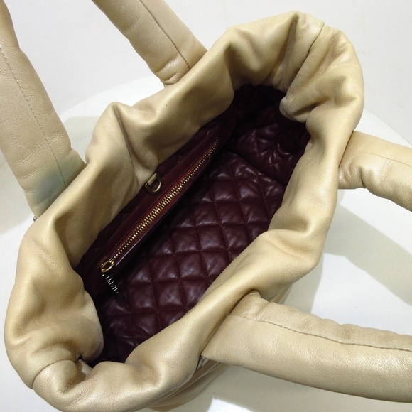 CHANEL Coco Cocoon Tote - Picture 5 of 12
